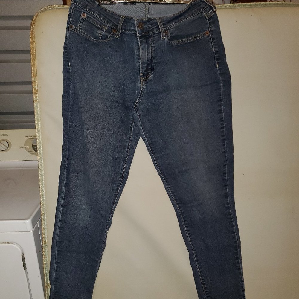 Womens Levis skinny jeans